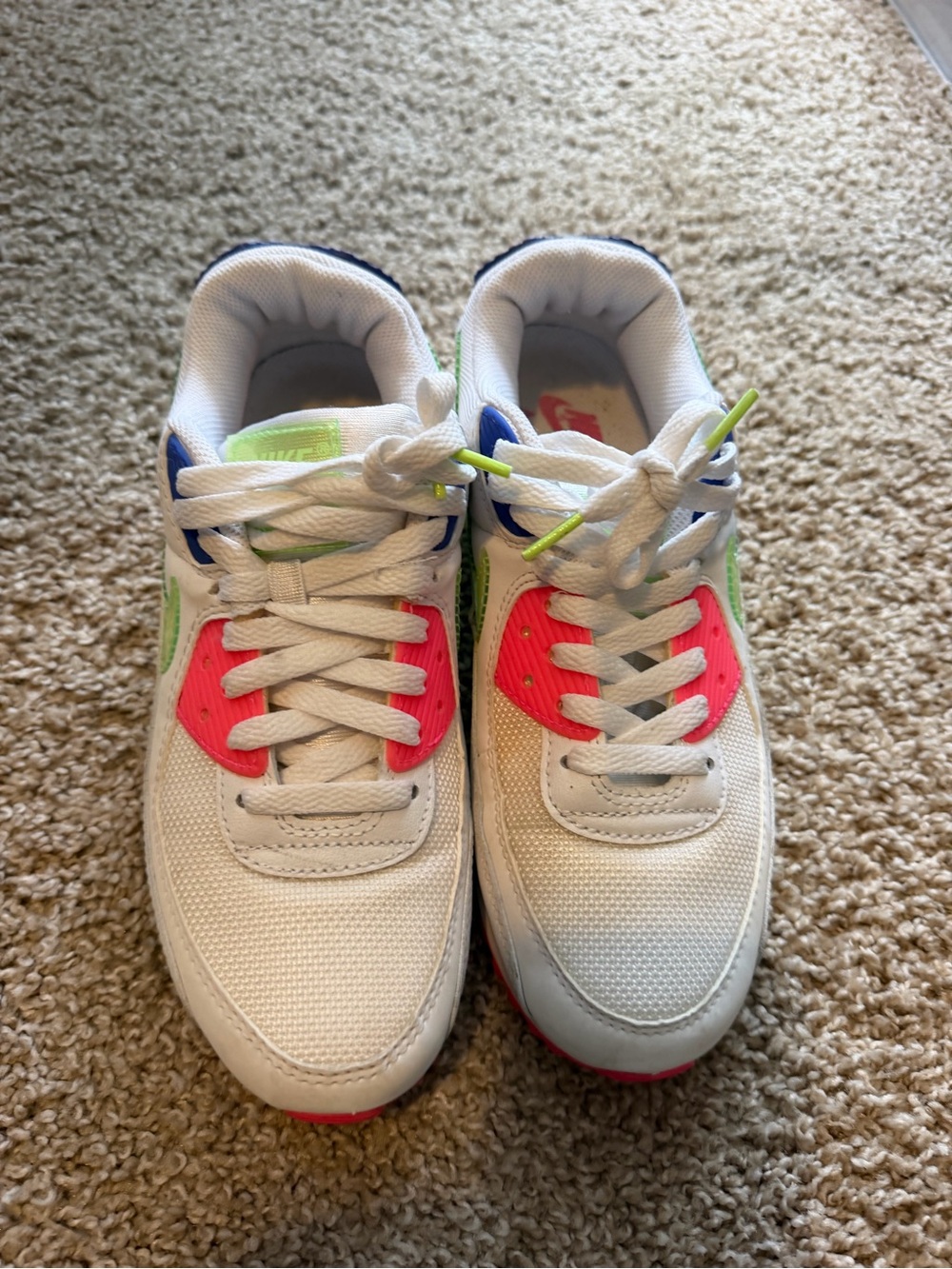 Women’s Nike sneakers